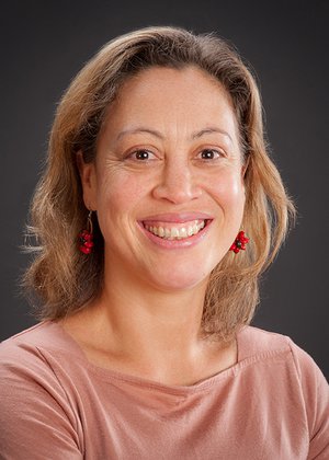 Dr Liana MacDonald
